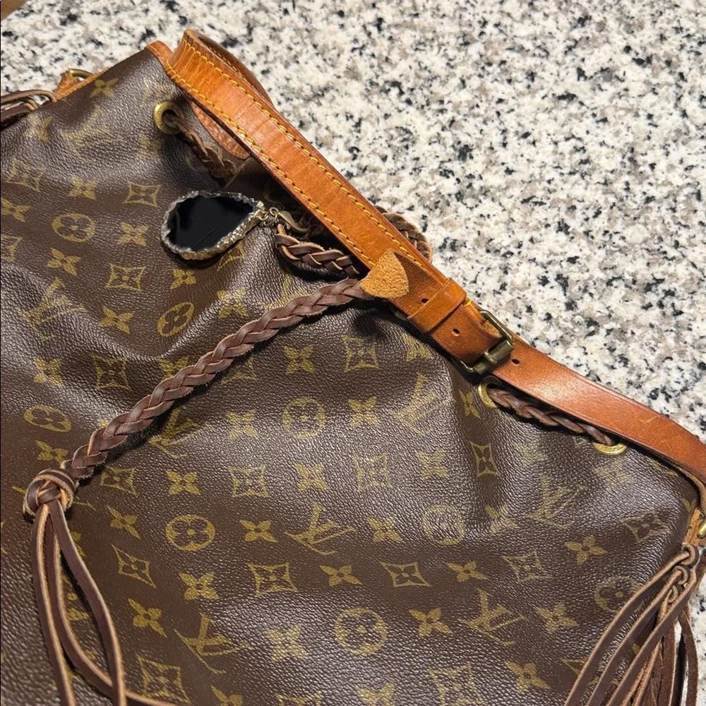 Louis Vuitton Brown Monogram Fringe Bucket Hobo - Picture 4 of 16